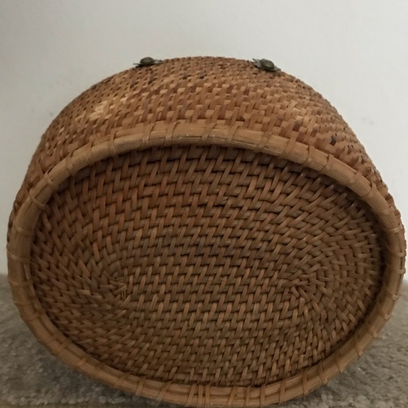 Vintage basket handbag/sewing or knitting basket all flaws are shown in pictures - Picture 7 of 13